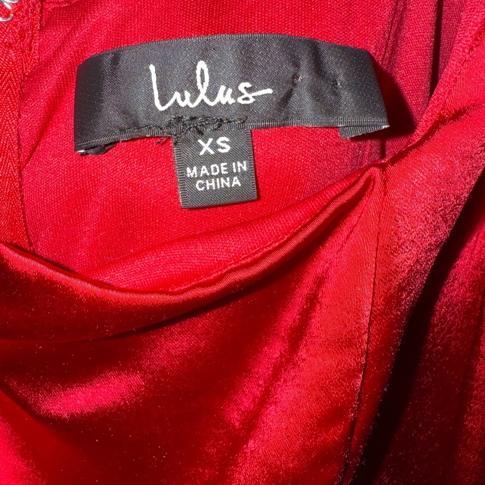 Lulu's Vibrant Red Satin dress - Picture 6 of 6